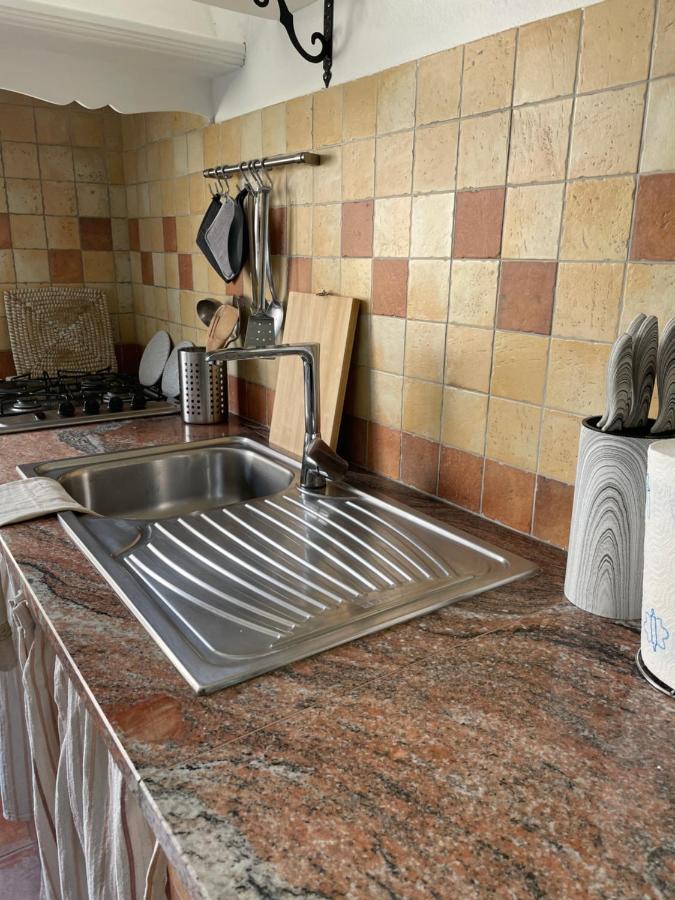 Ucuppu Appartamenti Карлофорте Екстериор снимка